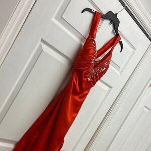 Elegant Red Evening Dress